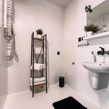 Проживание в семье Goscinne Sylwia *